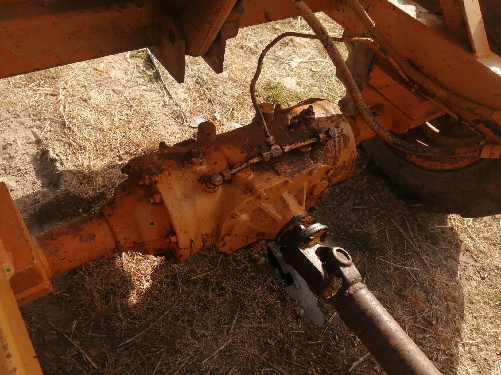 Dumper todo terreno 4+4 todo hidráulico