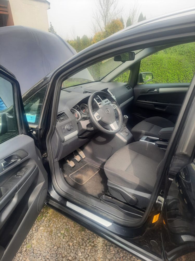 Opel Zafira B 1.9 CDTi