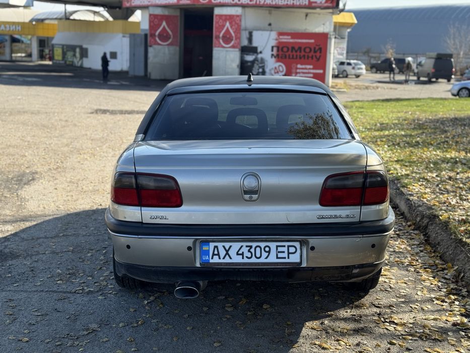 Opel Omega