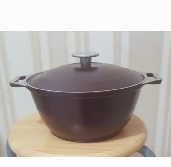 Сковородки, кастрюли