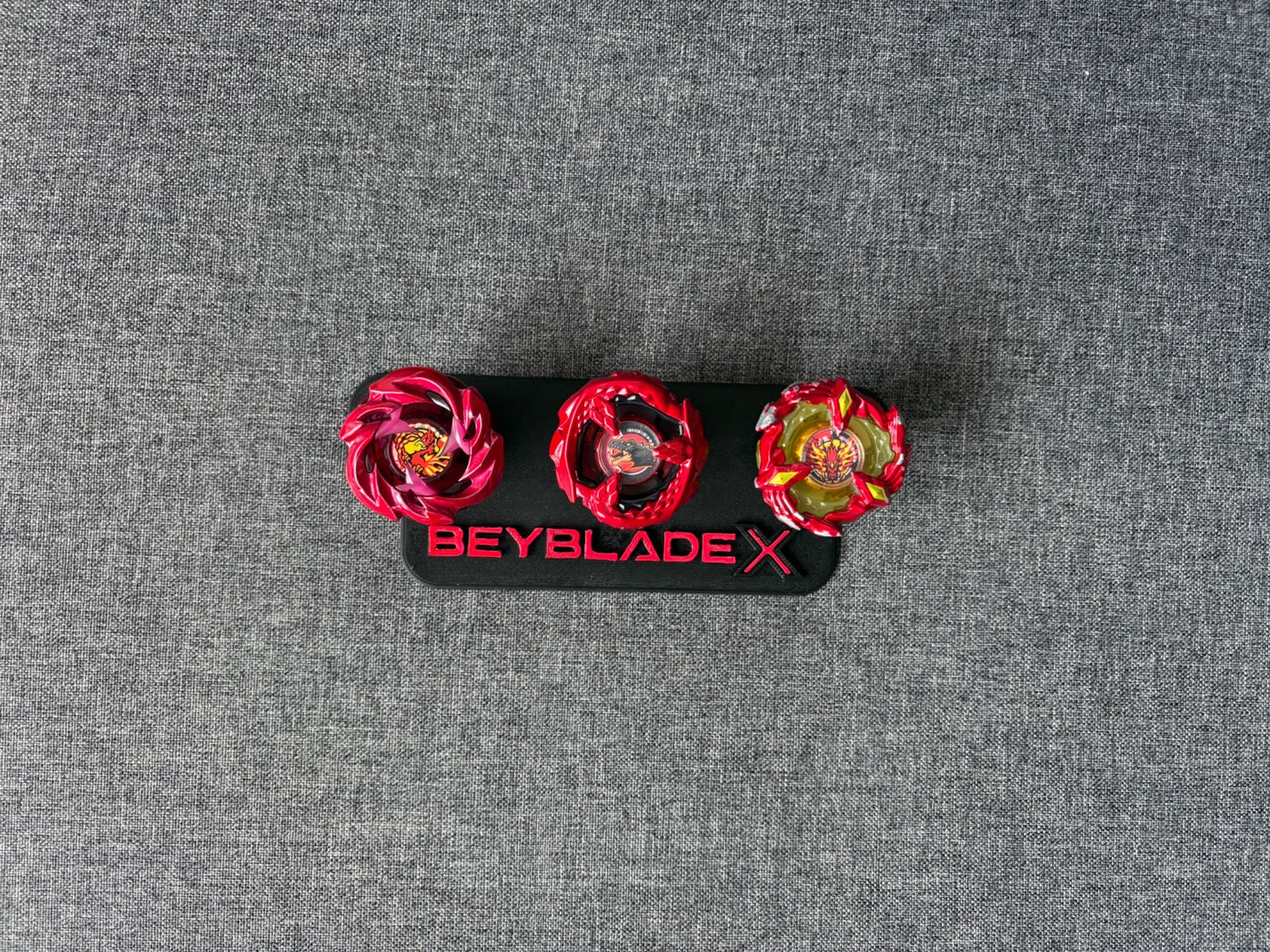 BeyBlade X - Podstawka statyw na beyblade wiele rozmiarów