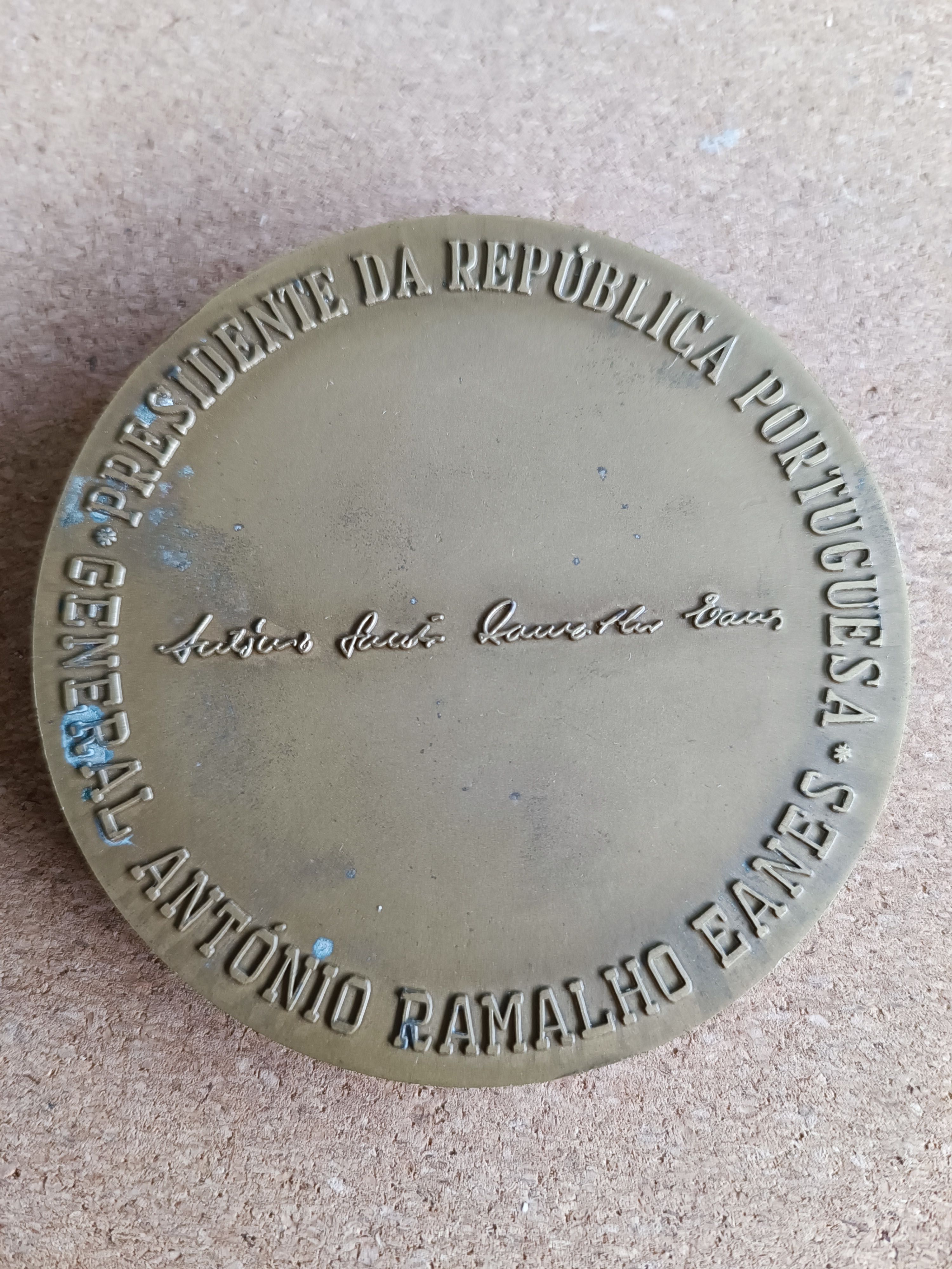 Medalha bronze  general Ramalho Eanes