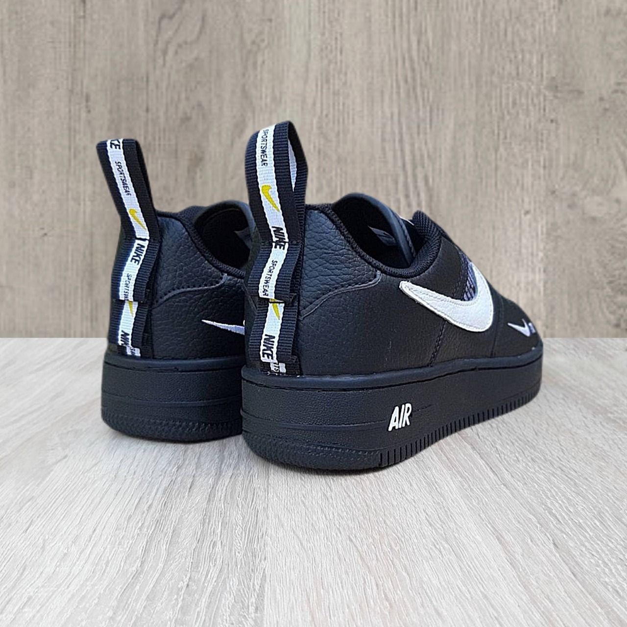 Nike Air Force LV8 женские демисезонные кроссовки / кеды Найк