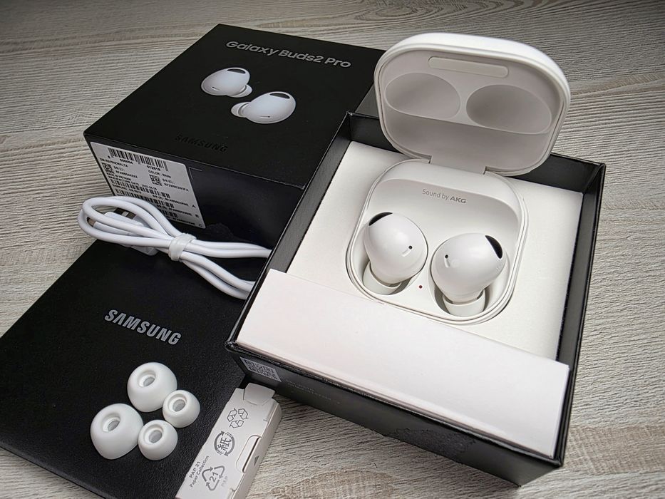 Бездротові навушники Samsung Galaxy Buds2 Pro White (SM-R510)