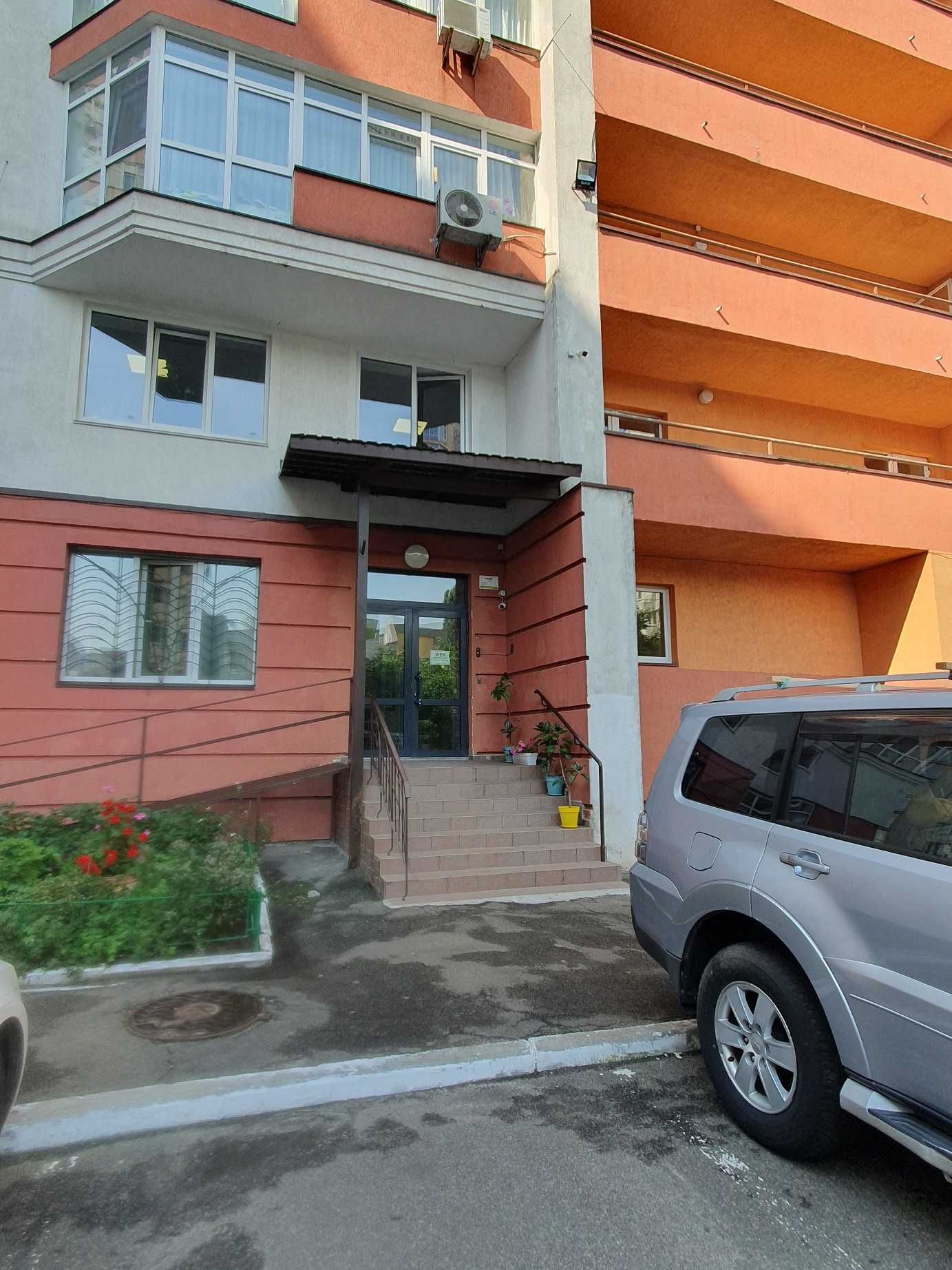 Ліко Град. Венеція, Метро Іподром. вул. Самійла Кішки (Конева), 7А