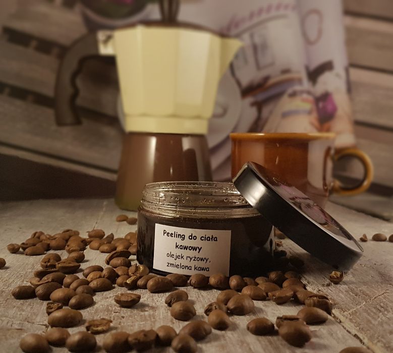 Naturalny peeling kawowy z woskiem pszczelim