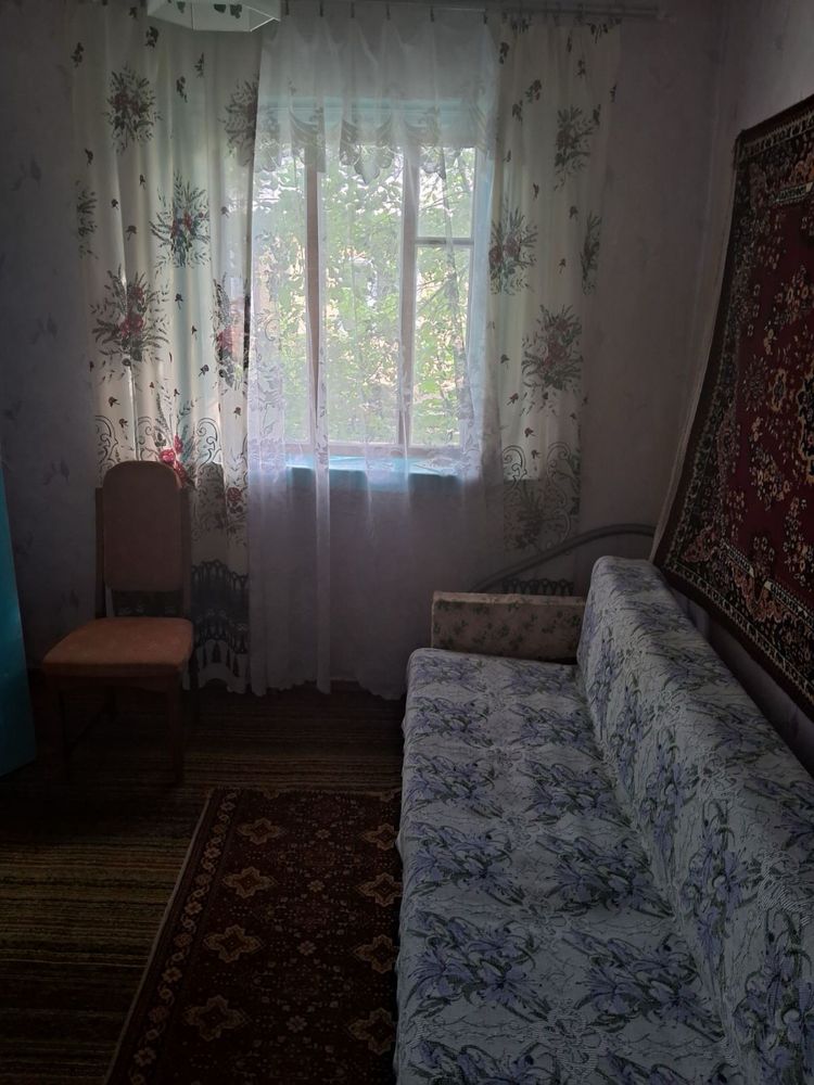 Продам будинок із земельною ділянкою