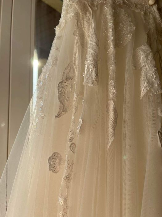 Suknia ślubna Sposabella z trenem