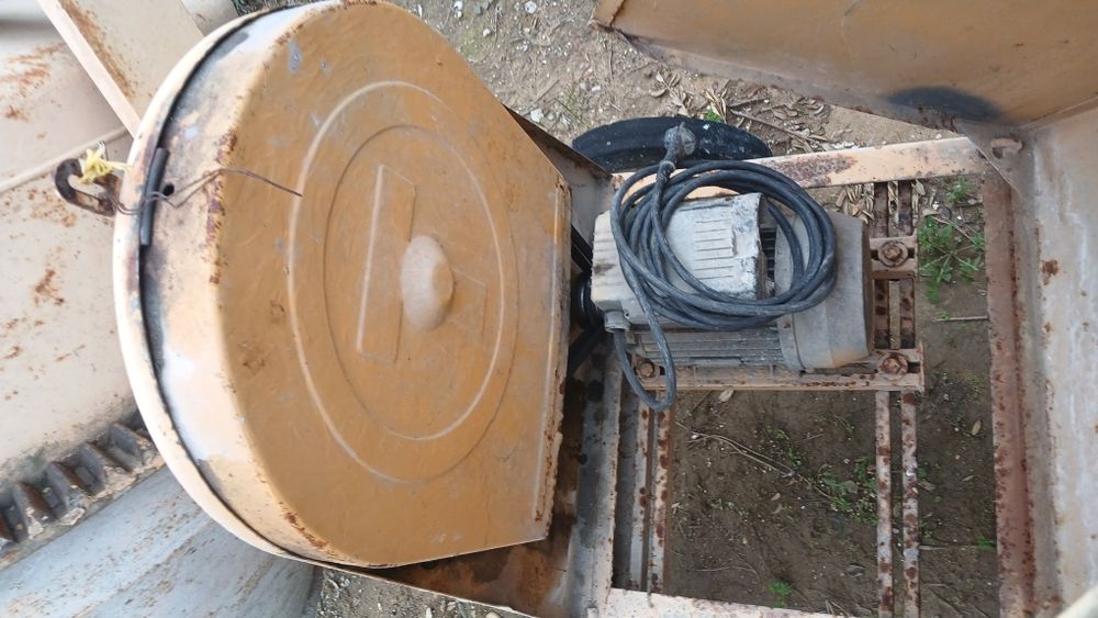 Betoneira monofásica