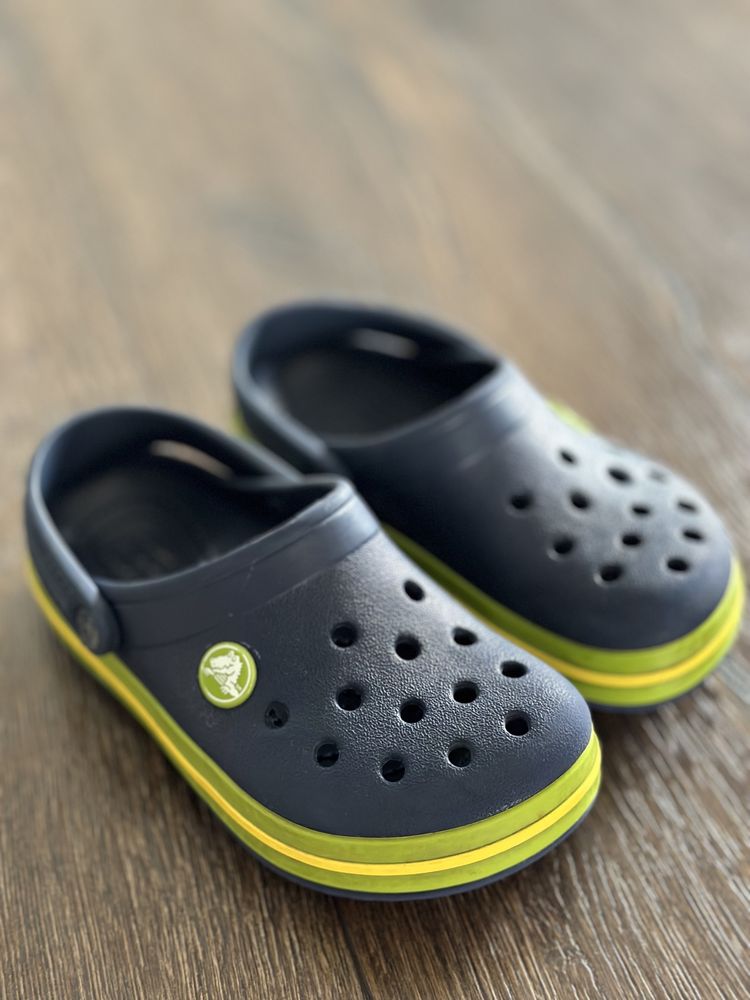 Продам Crocs розмір 27 ( С 10 )