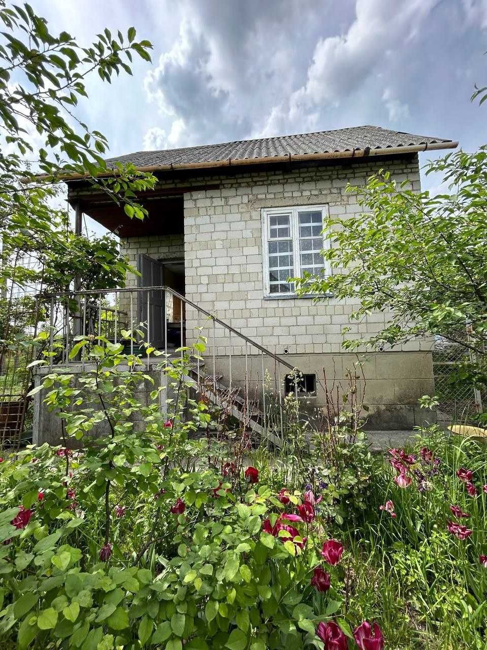 Продаж будинку(дача)  по вул.Авіаційна