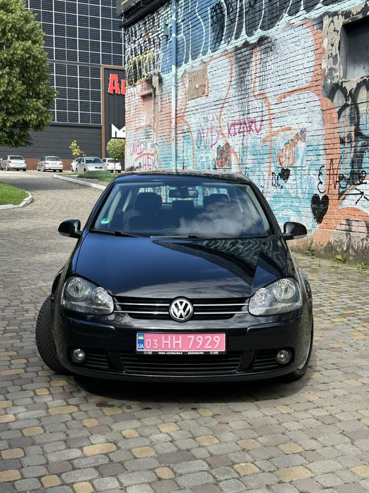 Продам  VW GOLF 5