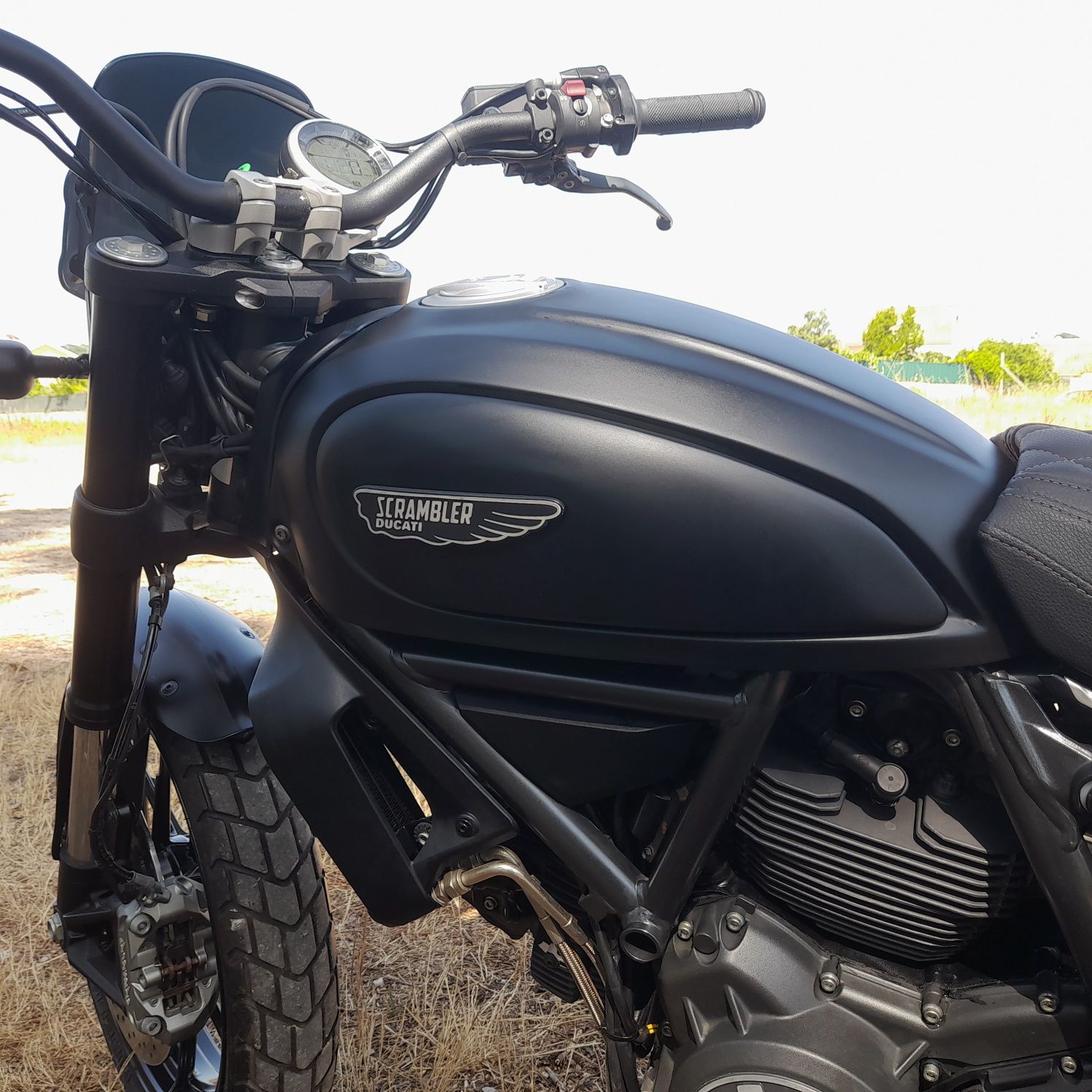 Ducati Scrambler Full trottle