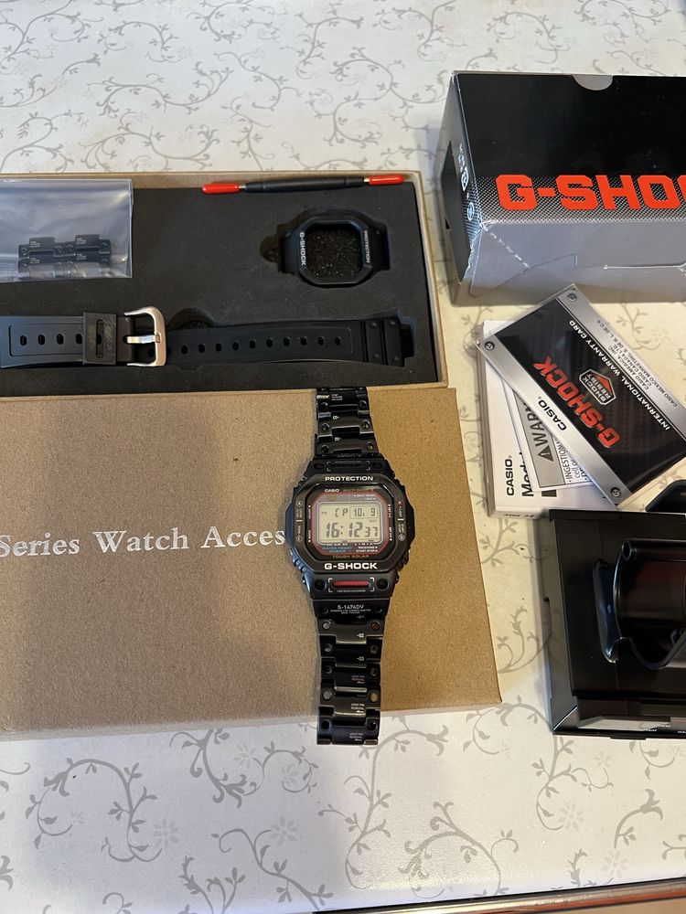 Casio g-shock gw-m5610u-1er. Робот G-Refit Mech Style