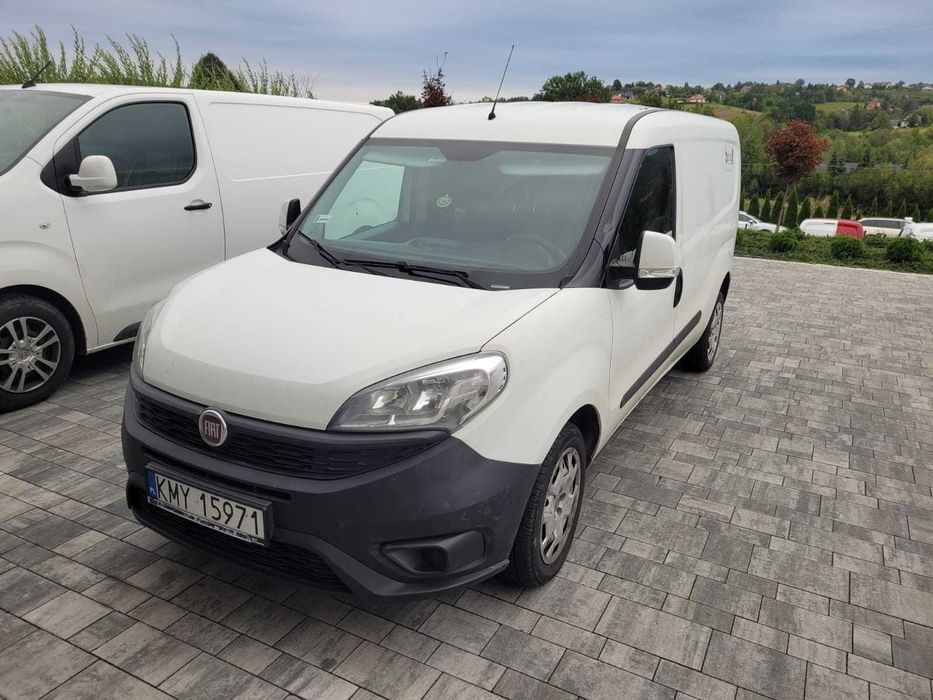 Fiat Doblo Cargo Maxi - 1,6 105km - 3 osobowy 2015r Long Dostawczy Bus