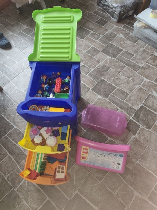 Lego duplo великий лот і комод crayola та ктлимок для гри