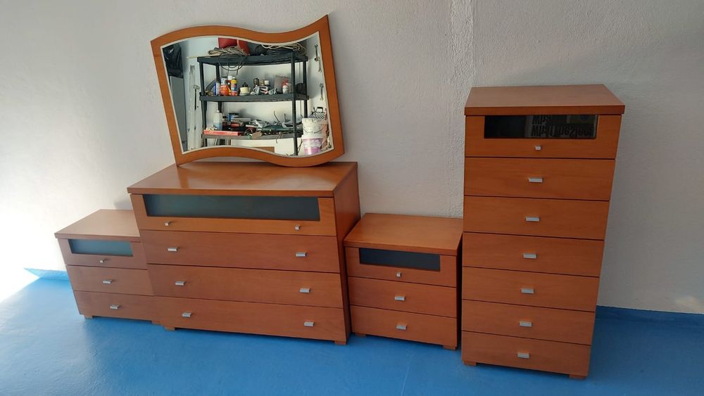 Conjunto móveis de quarto com espelho cerejeira