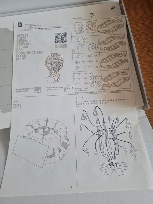 Lampa do składania z kartonu