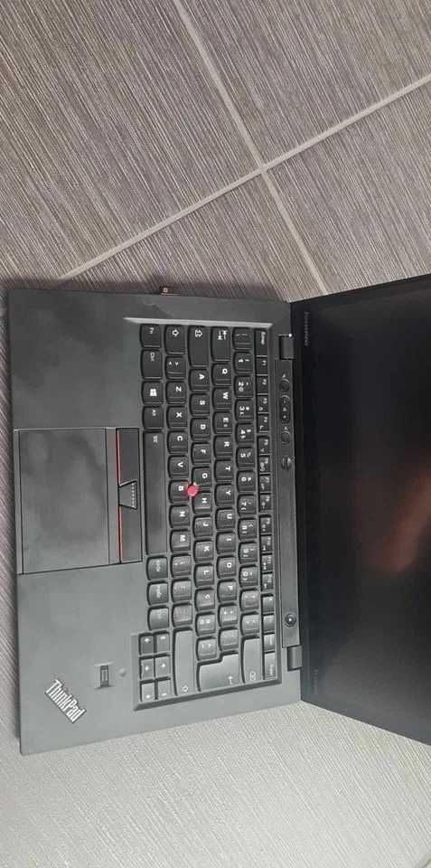 Lenovo ThinkPad X1 Carbon 14
