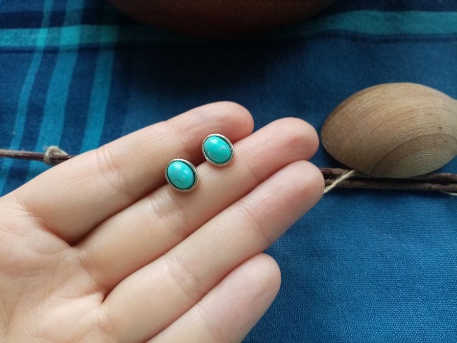 Turkusowe kolczyki. Styl boho lub indiański