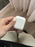Продам 2 airpods