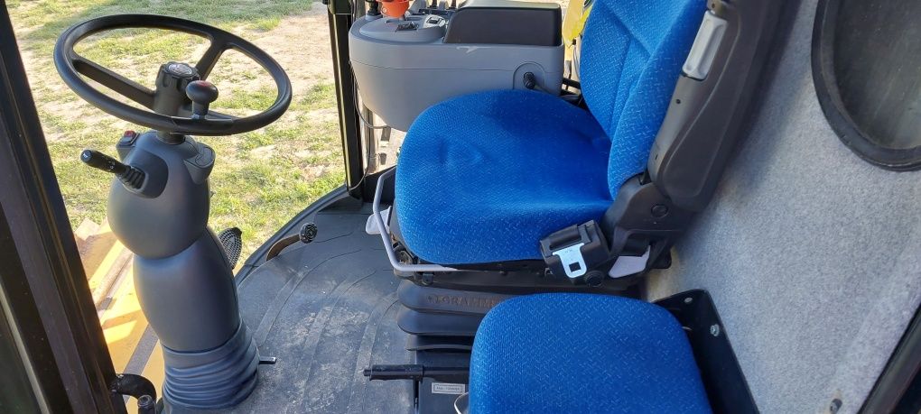 Kombajn New Holland cx6080