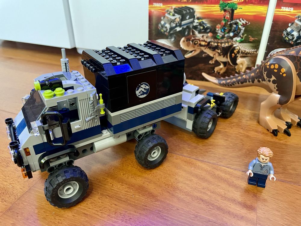 Lego Jurassic world 75929