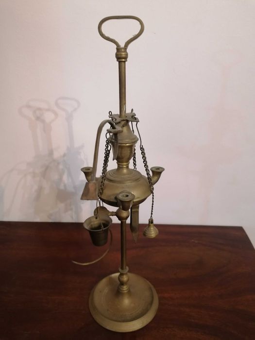 Candeeiro lamparina de Azeite Antiga em Latão