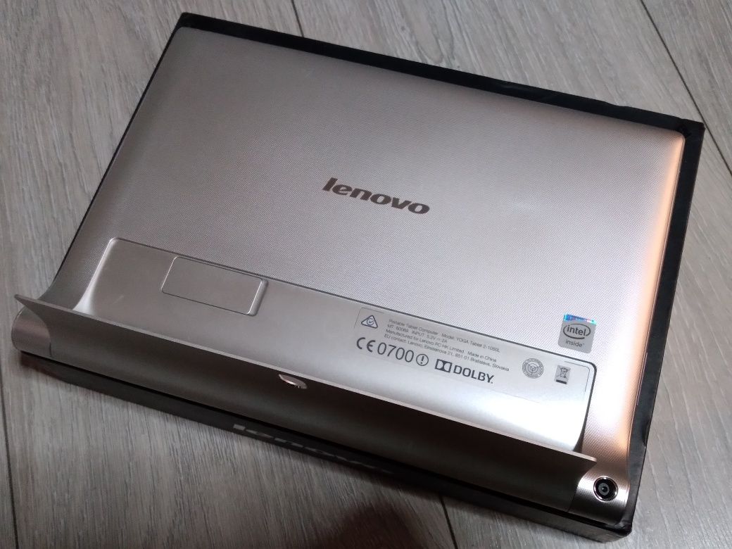 Lenovo Yoga Tablet 2 10.1" LTE SIM FullHD 2/16GB 4x1.86Ghz