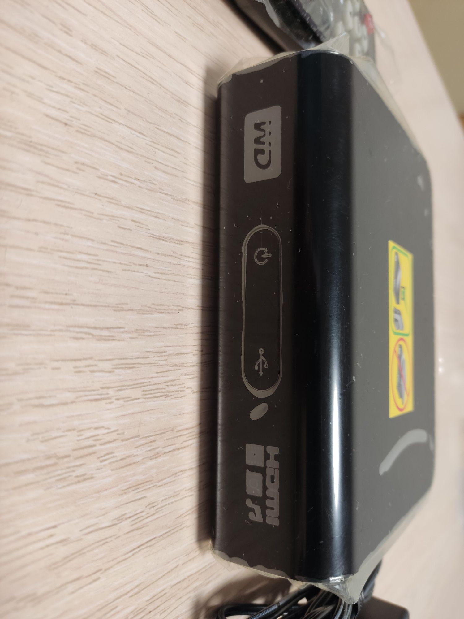 Медіаплеєр Western Digital TV HD Live WDAVN00BN