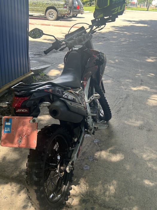 Loncin 25-gy3 moto