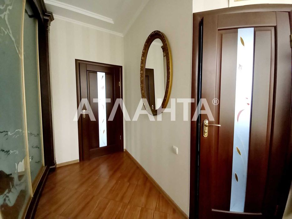 Будинок з ремонтом у Совіньоні