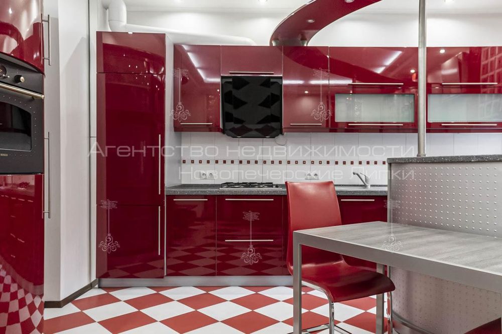 Продам квартиру исторический центр 86 м2 Велика Васильківська 20