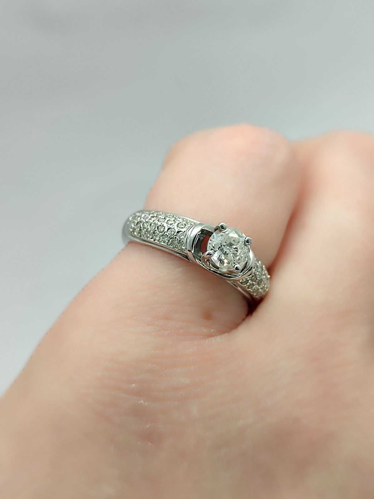 Золота каблучка з діамантом 5,2 мм 0,5ct