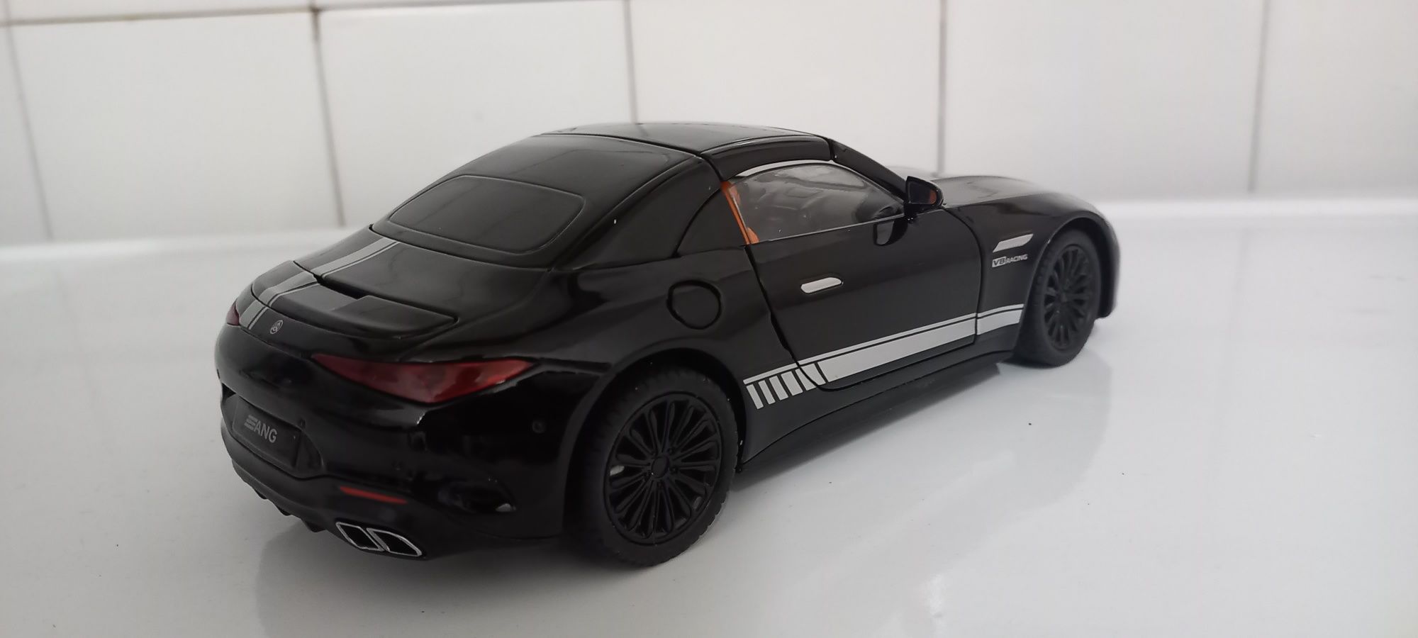 Mercedes SL 63 Black Esc 1/24