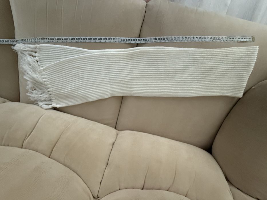 Шарф білий вʼязаний