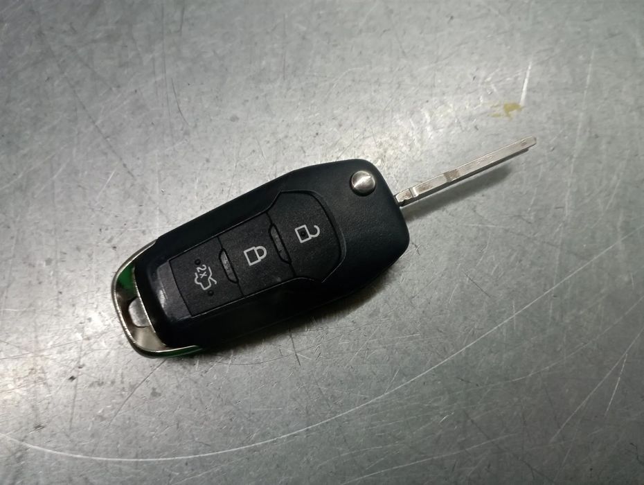 Chave / comando FORD Puma (J2K, CF7)