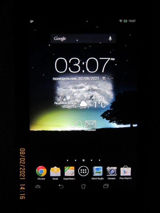 Продам недорого планшет ASUS Memo Pad HD 7 (me173x).