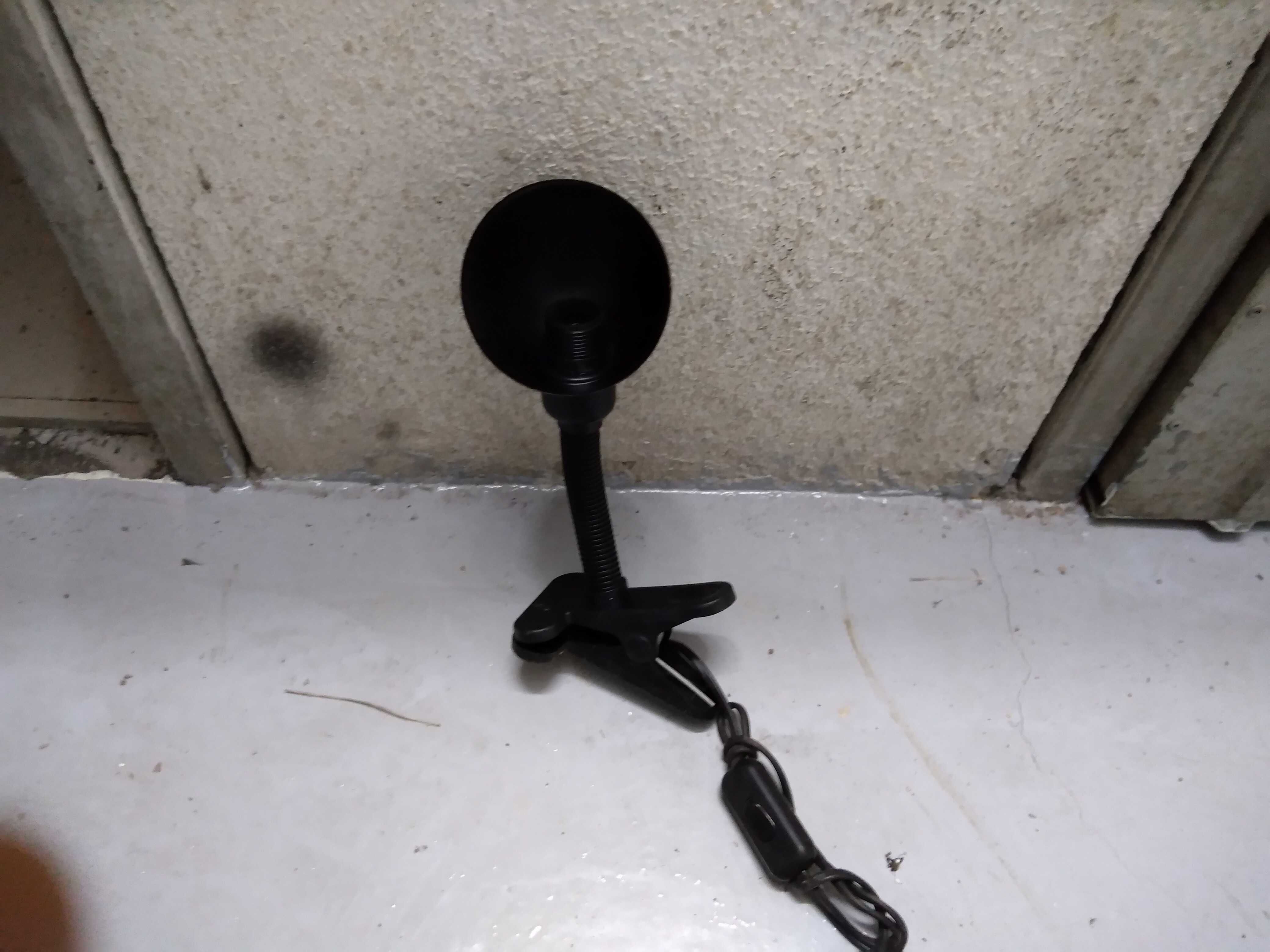 Candeeiro de secretaria