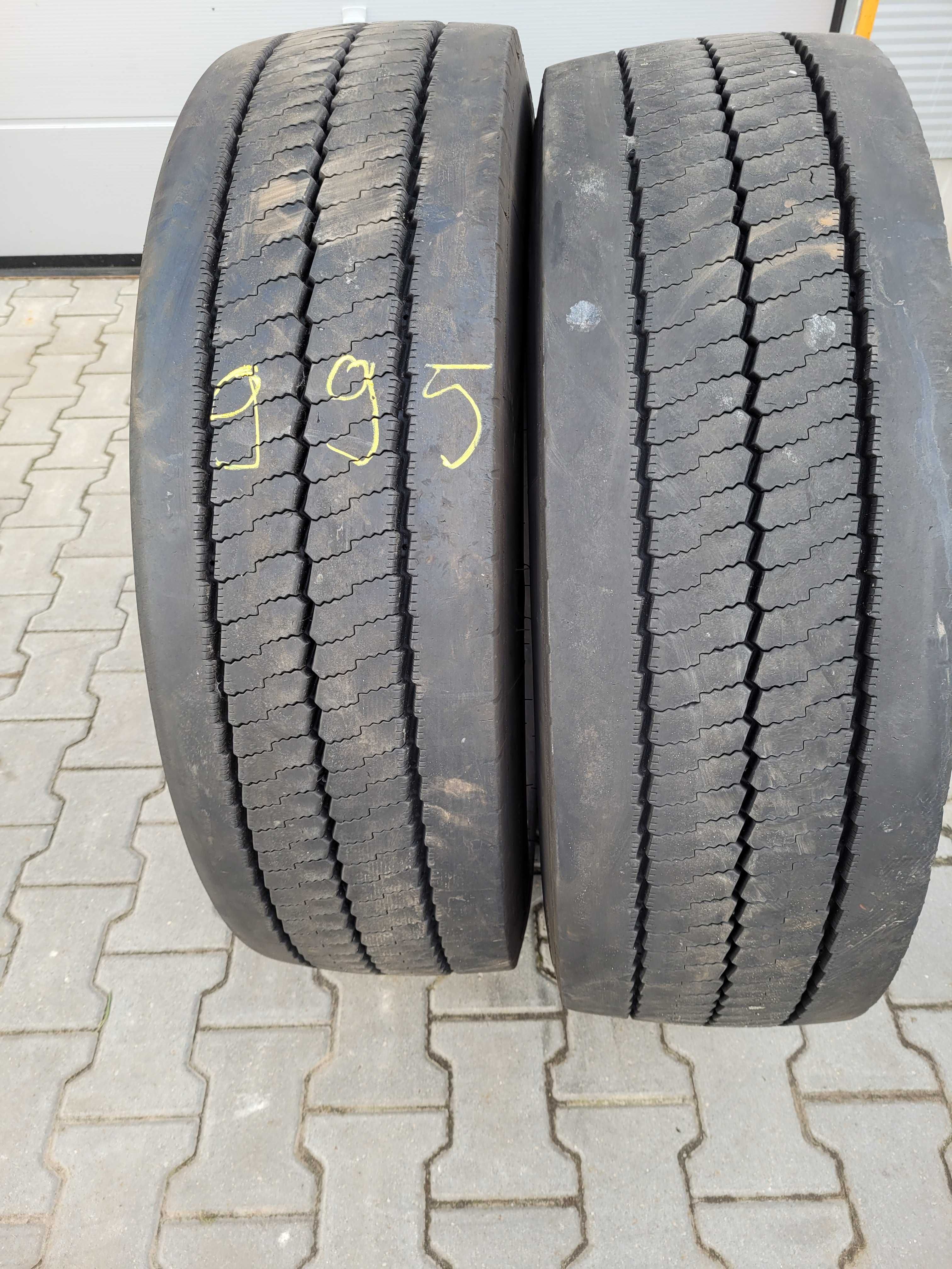 Opony (2szt) Michelin 275/70 R 22,5