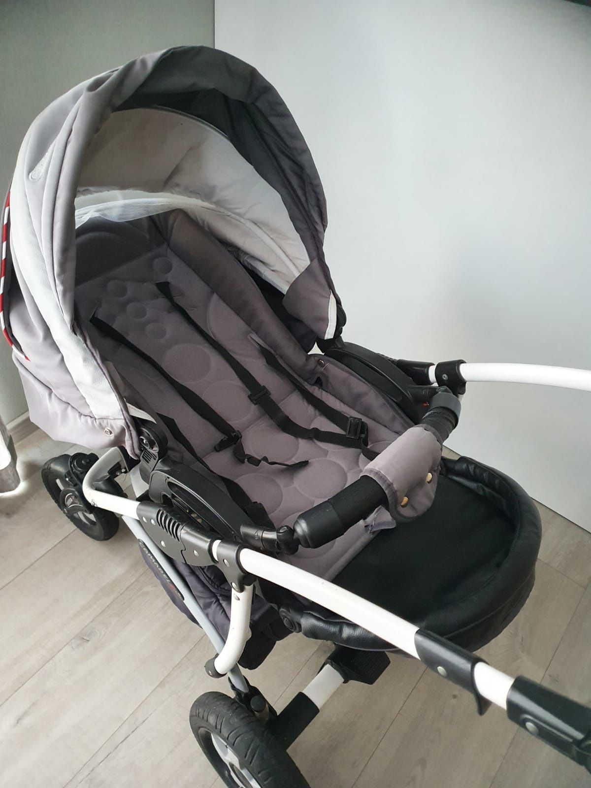 Wózek dziecięcy 2w1 Camarelo Carmela + adaptery maxi Cosi