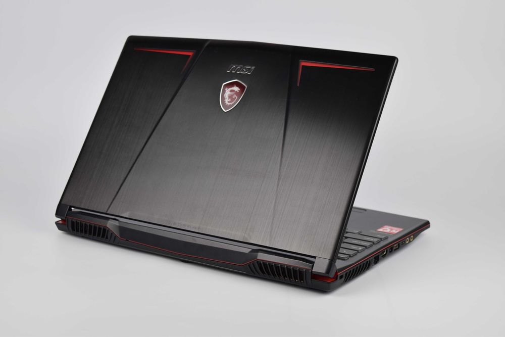 MSI GP63 Leopard GTX 1070 i7-8750H 16/32гб 512/1тб Ігровий ноутбук