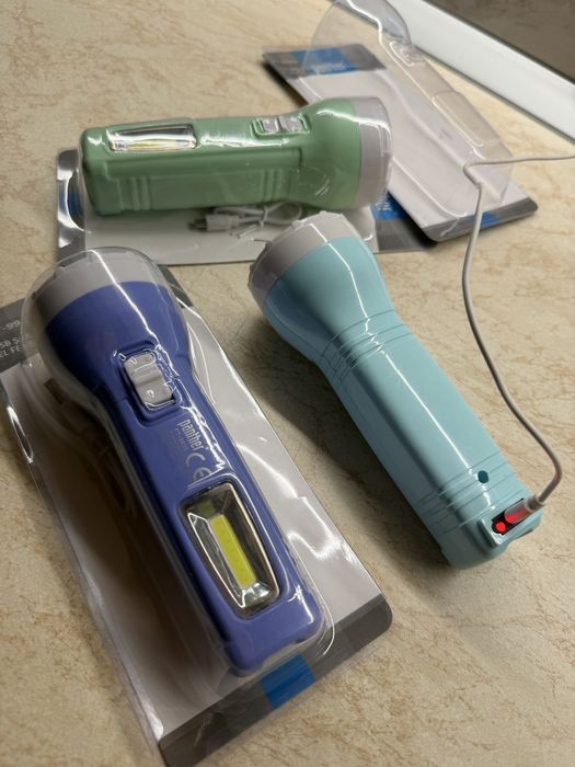 LED ліхтар акумуляторний заряджається через micro USB Panther PT 9923