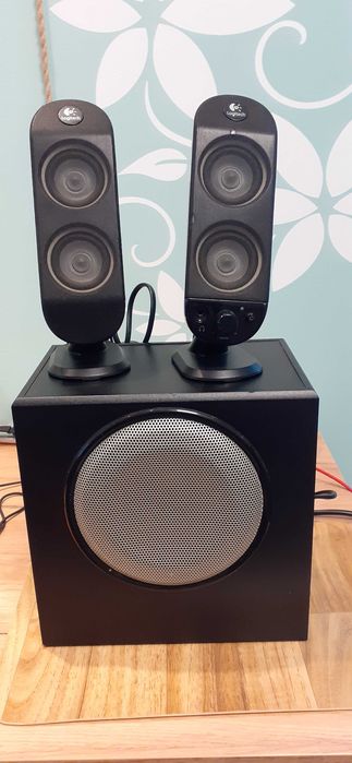Logitech X-230 2+1 Czarne