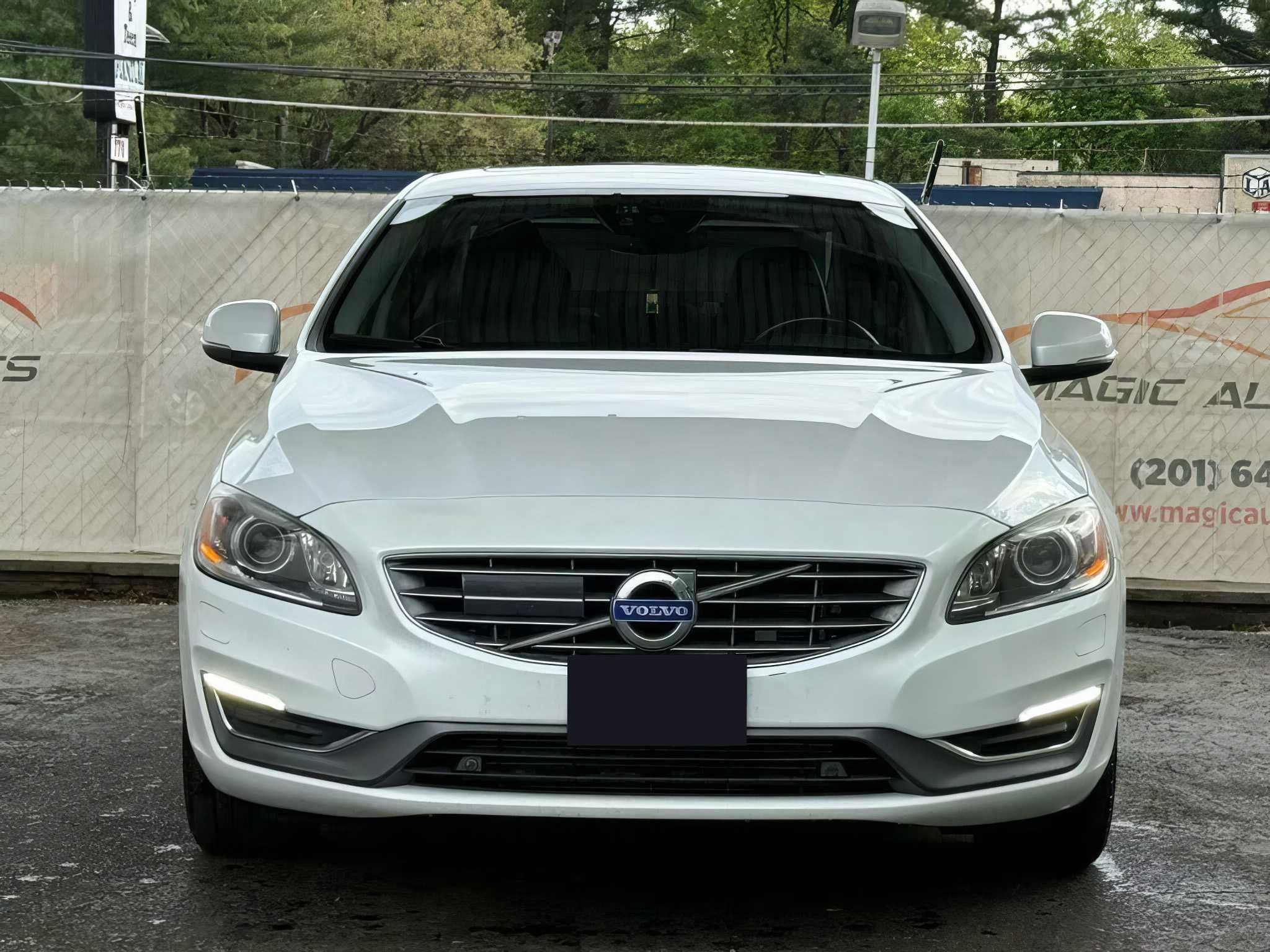 2017 Volvo S60 T5 Inscription Platinum