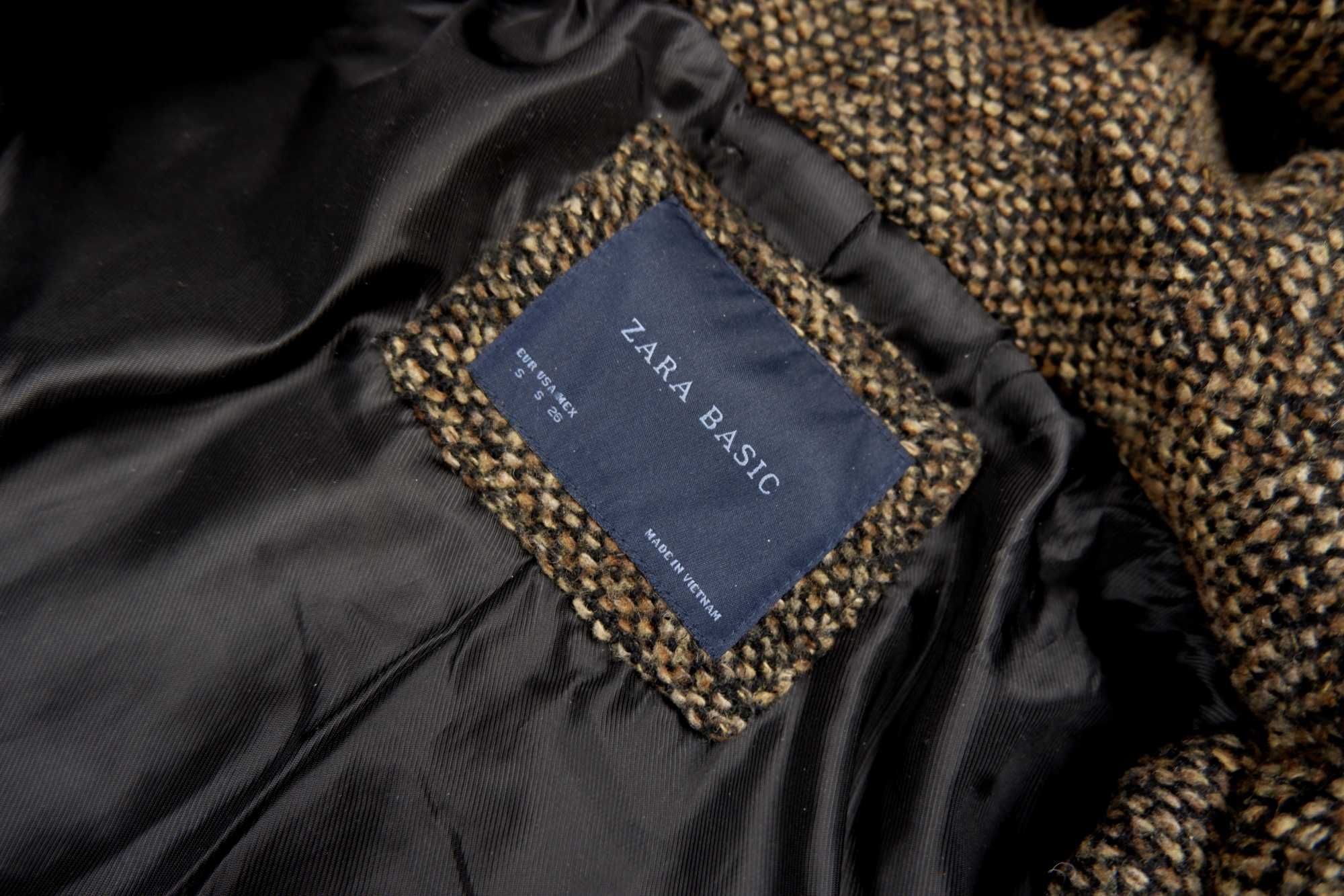 Шикарное пальто ZARA S с капюшоном и воротником коричневое