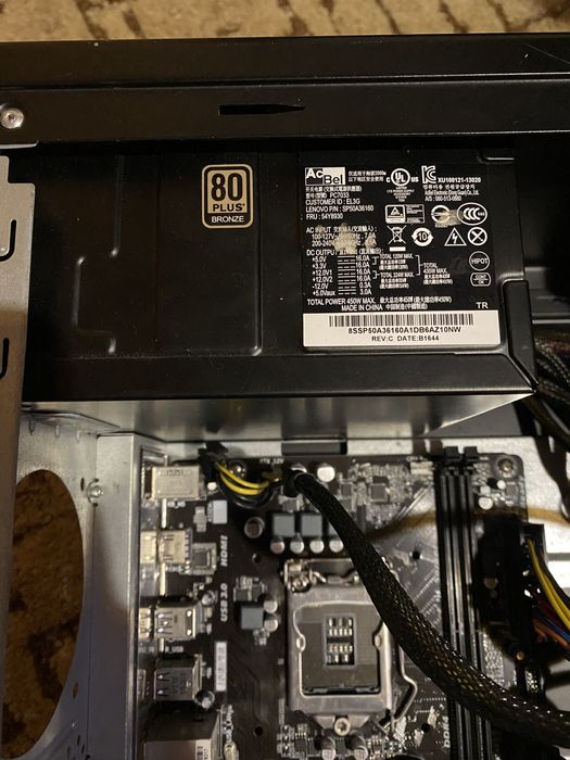 Блок живлення 450w bronze plus та дві відеокарти