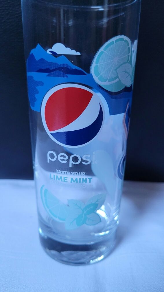 Nietuzinkowe szklanki Pepsi