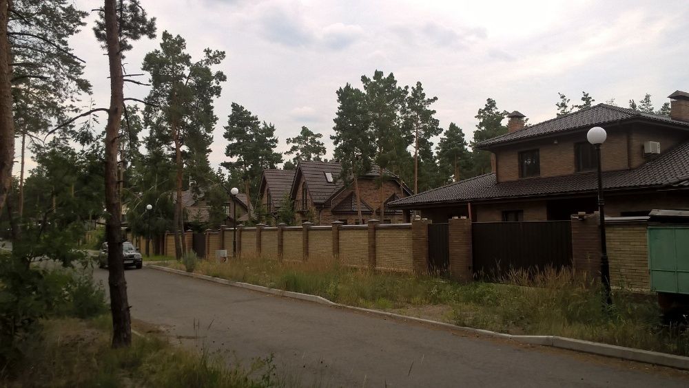 Продається ексклюзивна ділянка з лісом! Хочановка.