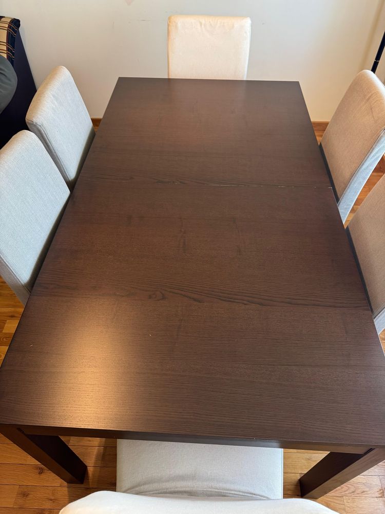 Mesa de jantar c/ 6 cadeiras